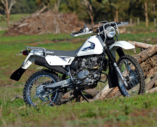 SUZUKI DR200 WHITE